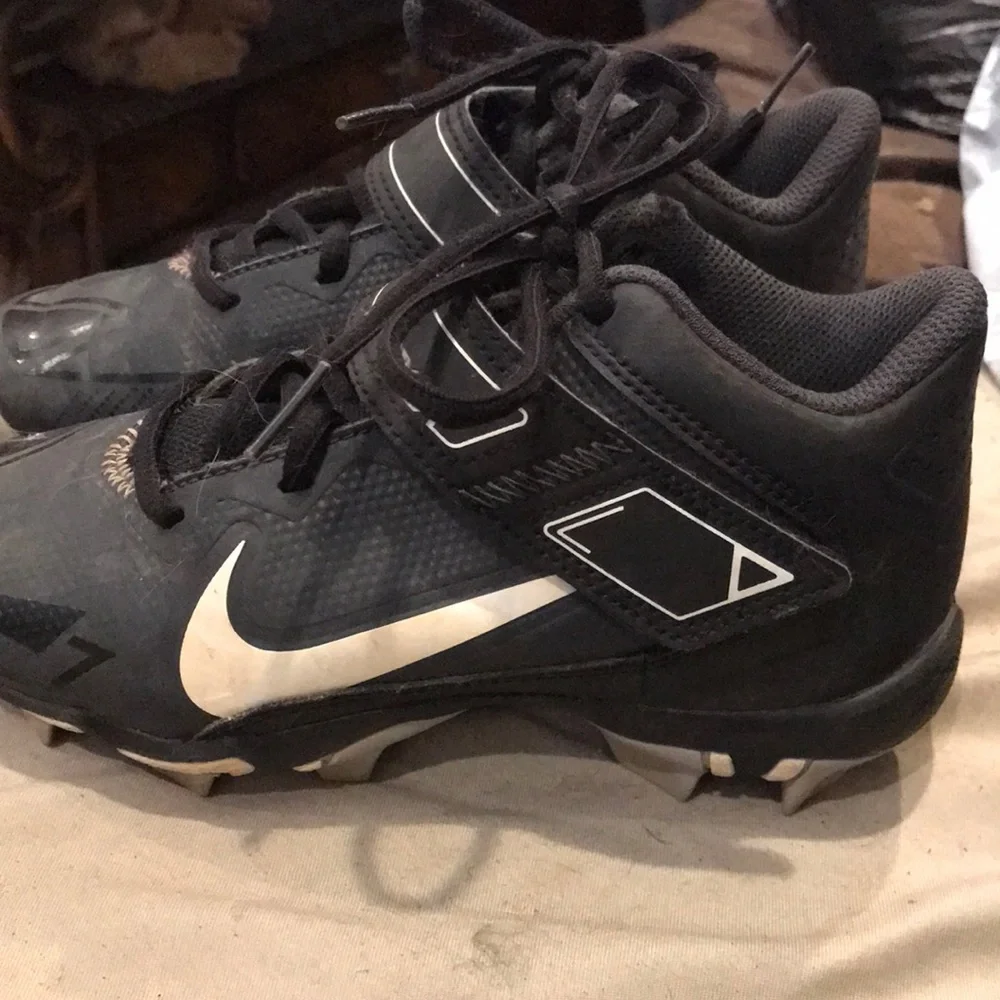 Nike Trout baseball cleats